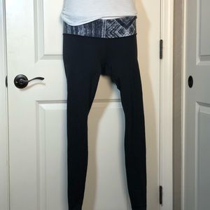Lululemon leggings size 4